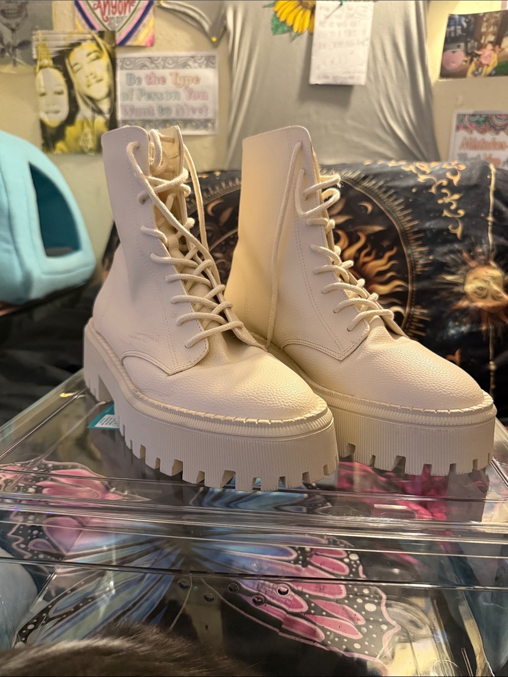 Chunky Lace-Up Women's Combat Boots in Cream